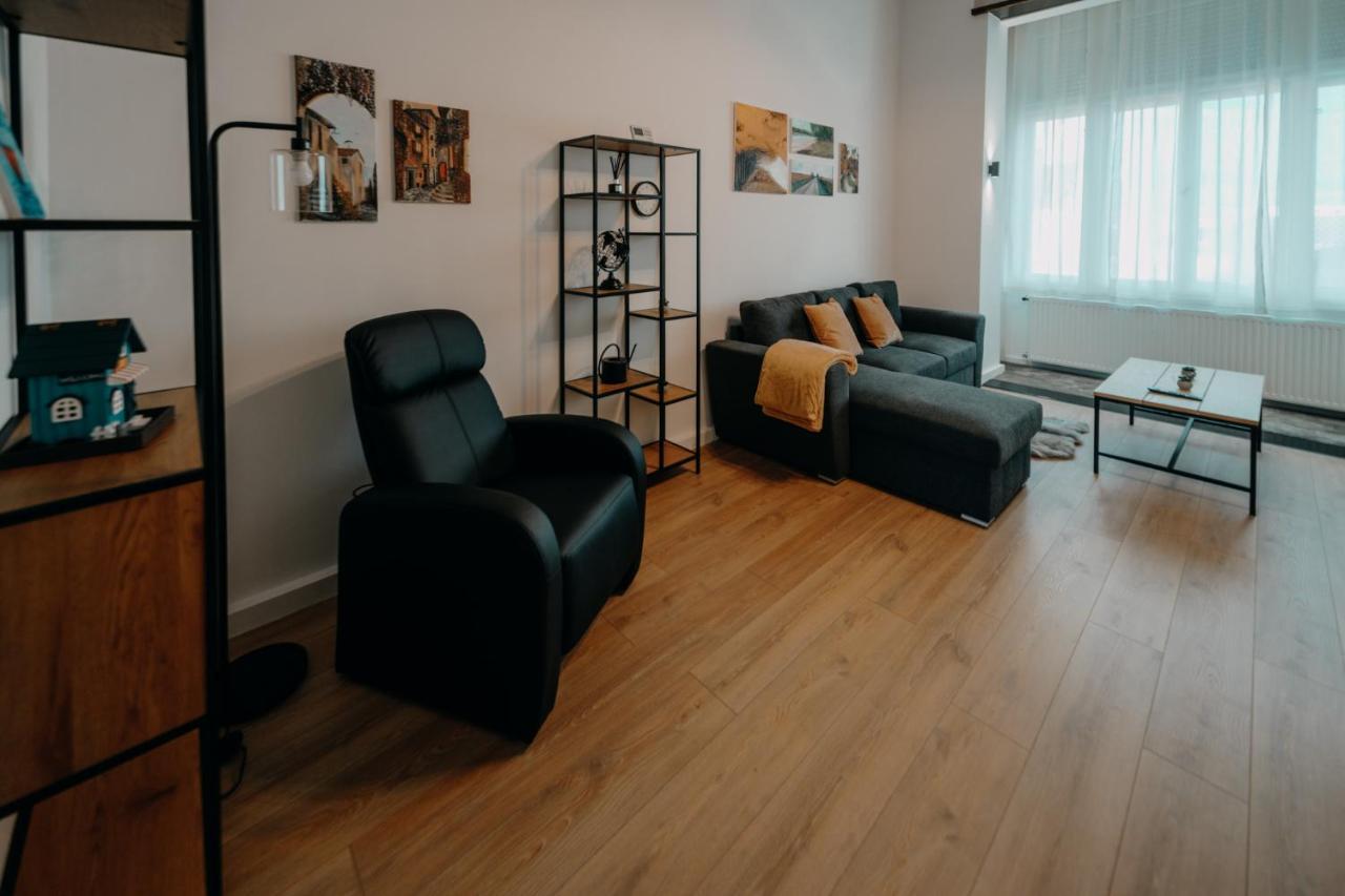 Volenter Lux Apartment Zero Бая Экстерьер фото